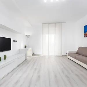 https://casa-da-suite-extra.italymilanhotels.net